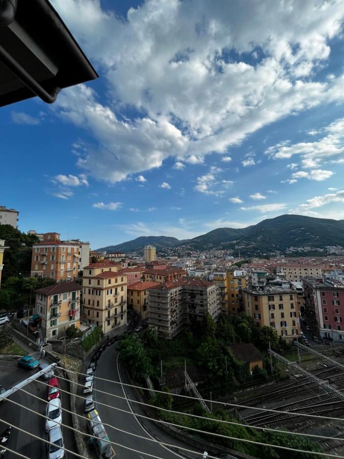 Donna Lucrezia Lägenhet La Spezia Exteriör bild